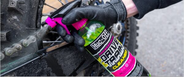 Powersports Drivetrain Cleaner สเปรย์ทำความสะอาดชุดขับเคลื่อนจักรยาน/มอเตอร์ไซค์ - Image 2